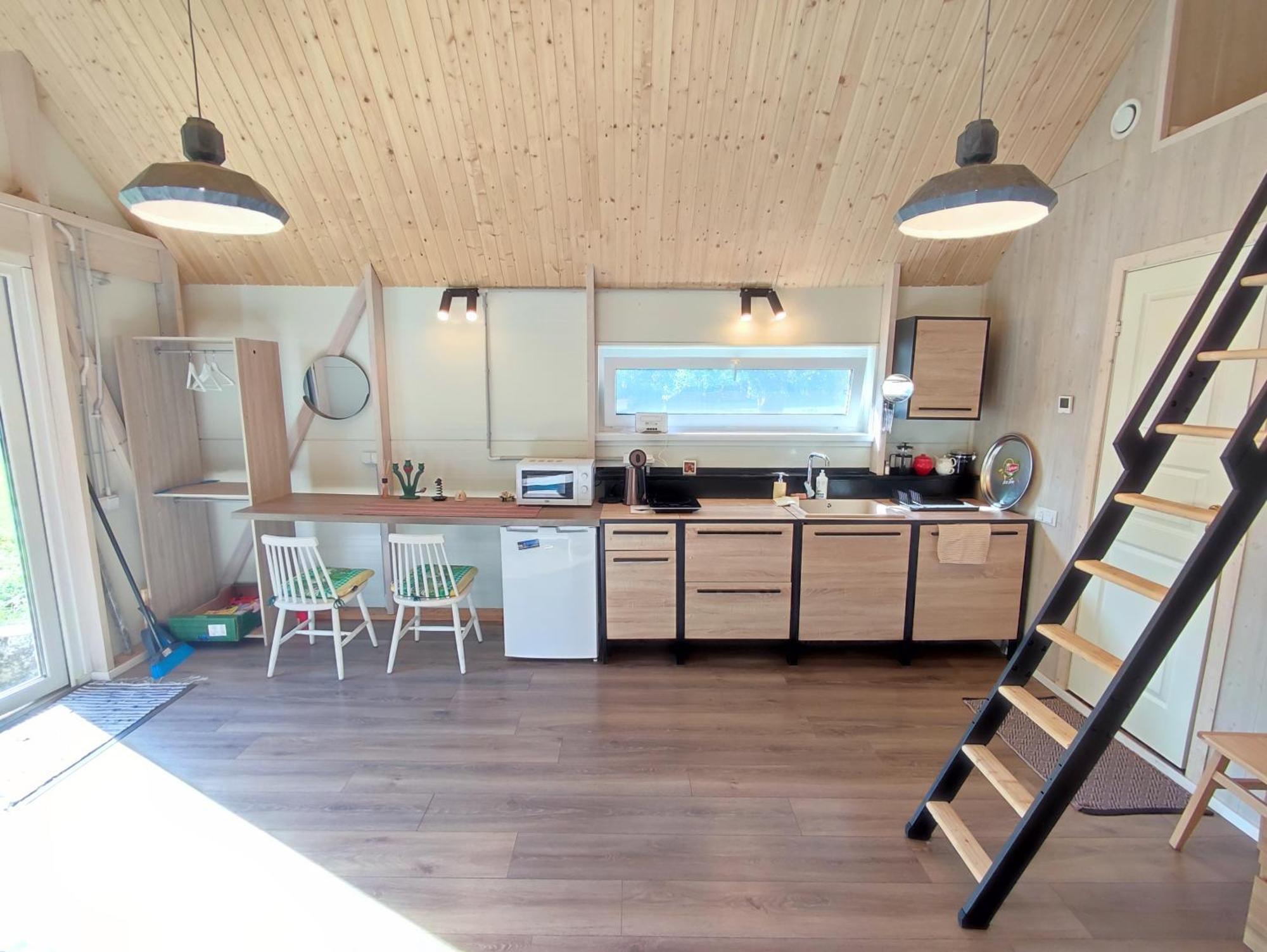 Modern Sauna Cabin In Horse Ranch Liyeplauke ภายนอก รูปภาพ